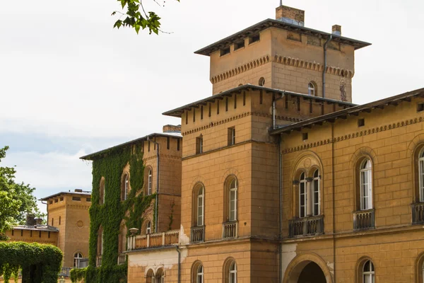 En kyrka i potsdam Tyskland på UNESCO: s världsarvslista — Stockfoto