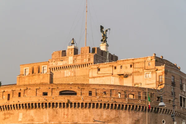 Mausoleum av Hadrianus, känd som castel sant'angelo i rom — Stockfoto