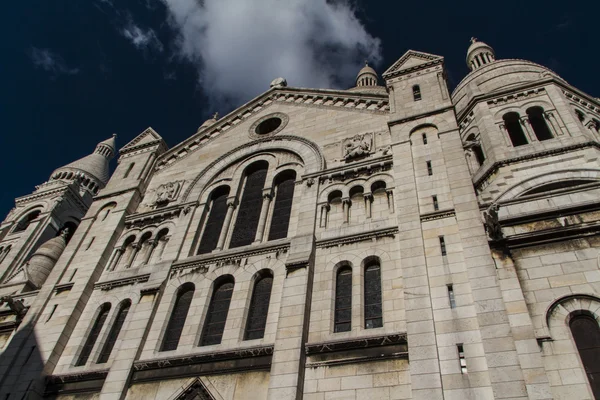 Vnější architektura sacre coeur, montmartre, Paříž, fra — Stock fotografie