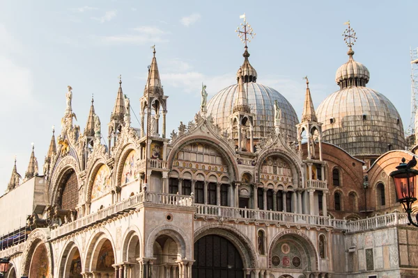 Basílica de San Marcos, Catedral, Estatuas de la Iglesia Mosaicos Detalles —  Fotos de Stock