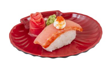 Beyaz arka plan ile Somon suşi