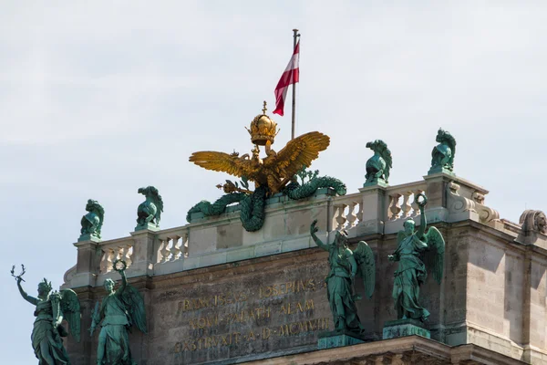 Heldenplatz en el complejo de Hofburg, Viena, Austria — Foto de Stock