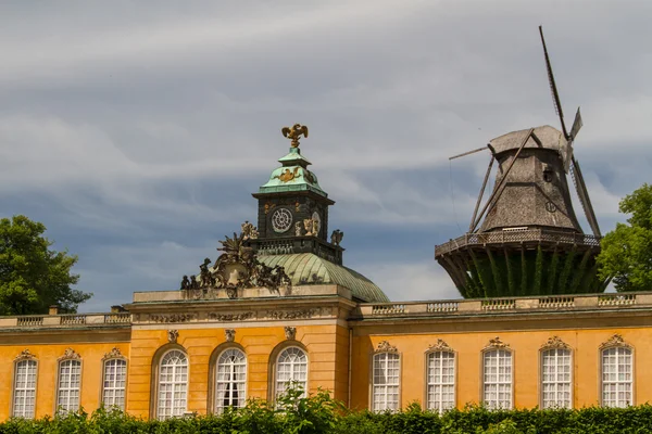 Południowa fasada Galeria zdjęć sanssouci w Poczdamie, Niemcy — Zdjęcie stockowe