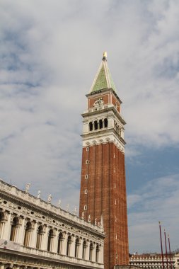 St mark's campanile - campanile di san marco İtalyanca, Venedik, İtalya San Marco Bazilikası'nın çan kulesi.