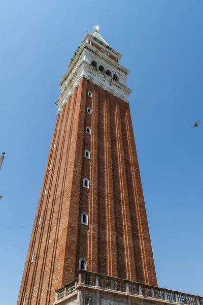 Campanile di San Marco - Campanile di San Marco in Italiano, il campanile della Basilica di San Marco a Venezia . — Foto Stock