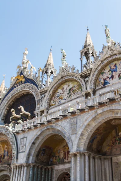Basílica de San Marcos, Catedral, Estatuas de la Iglesia Mosaicos Detalles —  Fotos de Stock