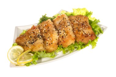 limon ile kavrulmuş balık