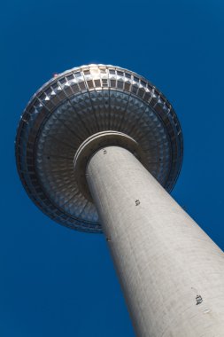 berlin mitte televizyon kulesi