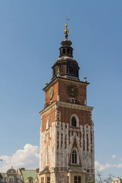 Radniční věž na hlavním náměstí v Krakově — Stock fotografie