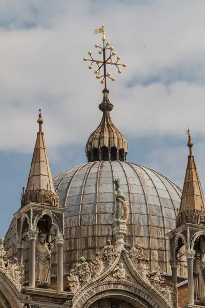 Bazilica Saint Marks, Catedrala, Mozaicuri statui bisericesti Detalii — Fotografie, imagine de stoc