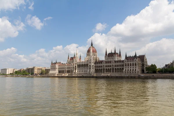 Budapest, l'edificio del Parlamento (Ungheria ) — Foto Stock