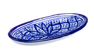 boş kase üzerinde beyaz izole