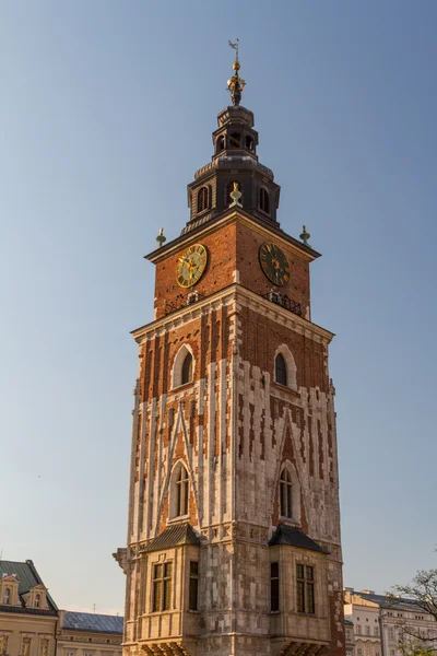 Stadhuis toren op het belangrijkste plein van Krakau — Stockfoto