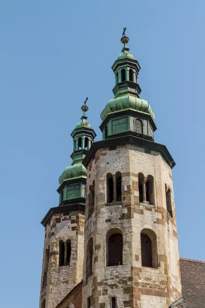 クラクフのアンドリュー タワー 107 間に建てられた st のロマネスク様式の教会 — ストック写真