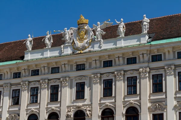 A Hofburg valamint emlékmű. Vienna.Austria. — Stock Fotó