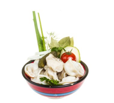 geleneksel Rus yemeği - mantı kase