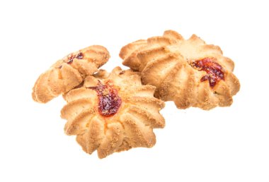 Beyaz arka planda izole edilmiş tatlı kurabiyeler.