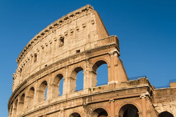 Roma 'da kolezyum, İtalya — Stok fotoğraf