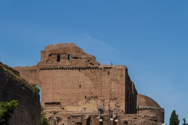 Romeinse ruïnes in Rome, forum — Stockfoto