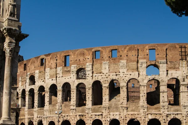 Roma 'da kolezyum, İtalya — Stok fotoğraf