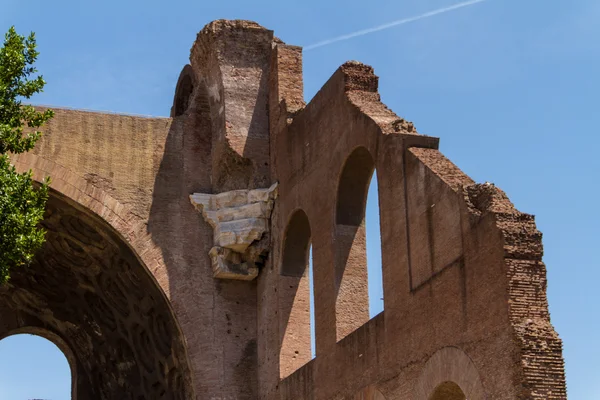 Romeinse ruïnes in Rome, forum — Stockfoto