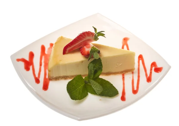 Um pedaço de cheesecake de morango no whit — Fotografia de Stock