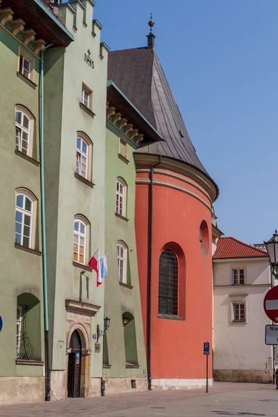 Schöne Fassade des alten Stadthauses in Krakau, Polen — Stockfoto