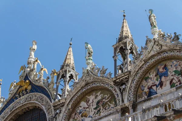 Saint Marks Basilica, Cathedral, Church Statues Mosaics Details Doge's Palace Venice Italy — Stock Photo, Image