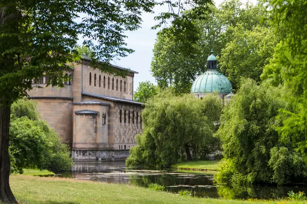 Церковь в Потсдамской Германии в списке Всемирного наследия ЮНЕСКО — стоковое фото