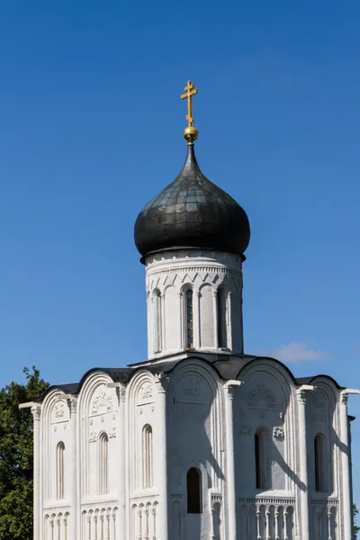 Церковь Покрова на реке Нерль — стоковое фото