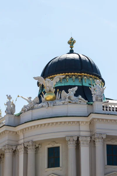 Heldenplatz in de hofburg complex, Wenen, Oostenrijk — Stockfoto