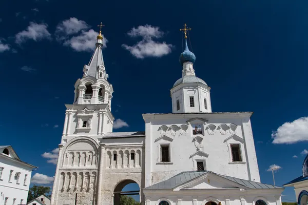 Mosteiro ortodoxo em Bogolyubovo — Fotografia de Stock