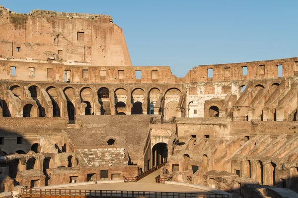 Kolosseum i krom, itali — Stockfoto