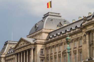 place des palais Royal palace görünümünden
