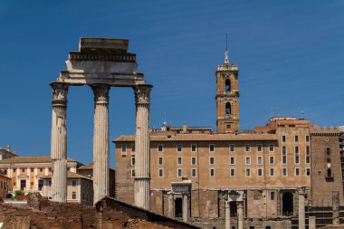 Roma harabeleri, forum