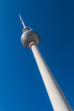 berlin mitte televizyon kulesi