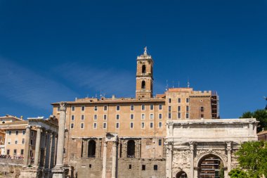 Roma harabeleri, forum