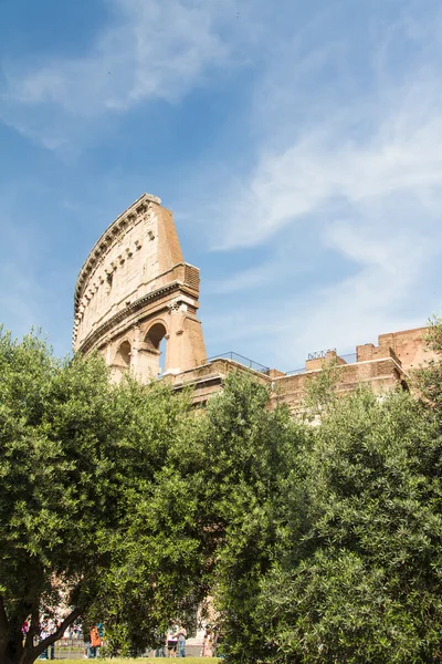 O Coliseu em Roma, Itália — Fotografia de Stock