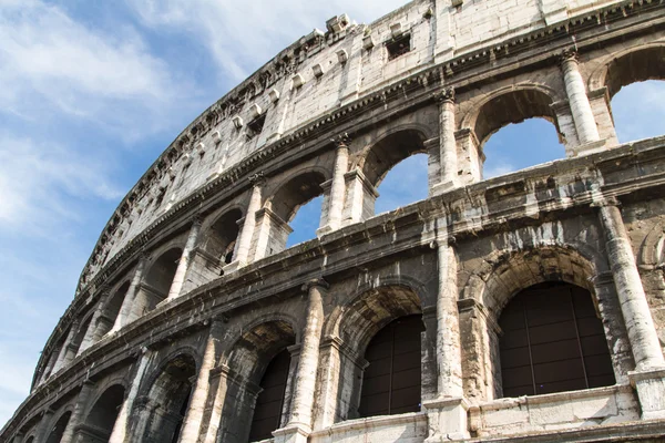 O Coliseu em Roma, Itália — Fotografia de Stock