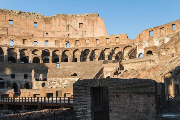 Kolosseum in rom, italien — Stockfoto