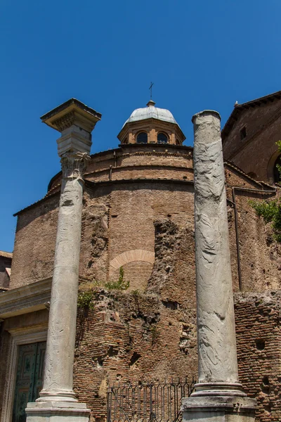 Roman ruins in Rome, Forum — Stock Photo, Image