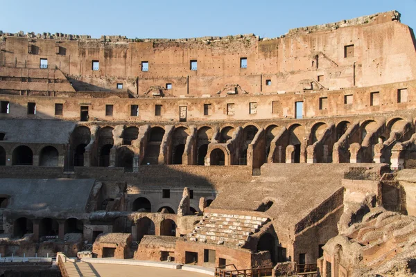 Colosseum em roma, itália — Fotografia de Stock