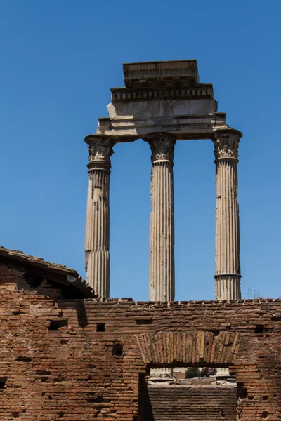 Romeinse ruïnes in Rome, forum — Stockfoto