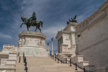 Binicilik anıt victor emmanuel II Vittoriano'ya gün yakın