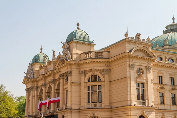 Slowackiego teatr w okresie letnim w Krakowie — Zdjęcie stockowe