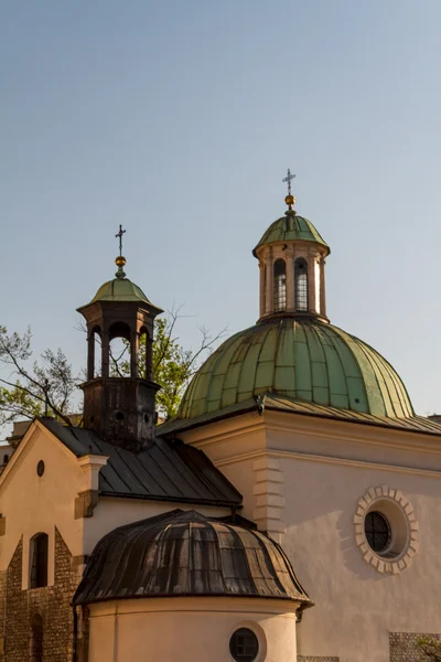 Kostel svatého Jakuba na hlavním náměstí v Krakově, Polsko — Stock fotografie