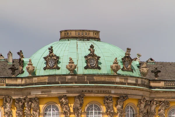 Schloss Sanssouci en Potsdam, Alemania — Foto de Stock