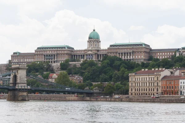 Zabytkowy pałac królewski w Budapeszcie — Zdjęcie stockowe