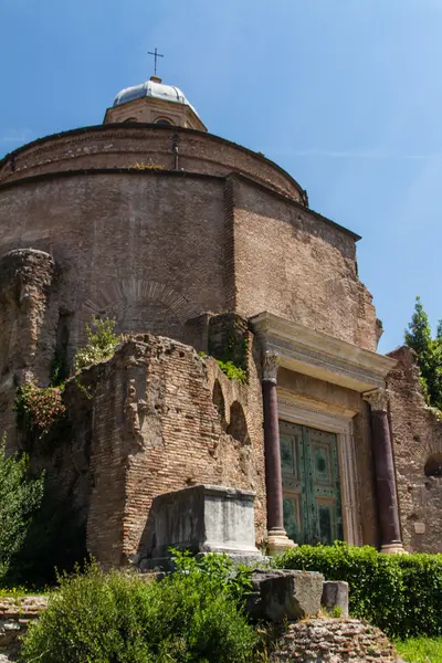 Ruinas romanas en Roma, foro —  Fotos de Stock