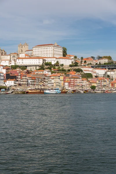 Weergave van Porto stad aan de rivieroever (Ribeira kwartaal) — Stockfoto